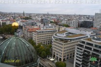 Vom Kuppelrundgang eröffnet sich der Blick auf Berlins historische Mitte. (Bild: Natalia Siedler)